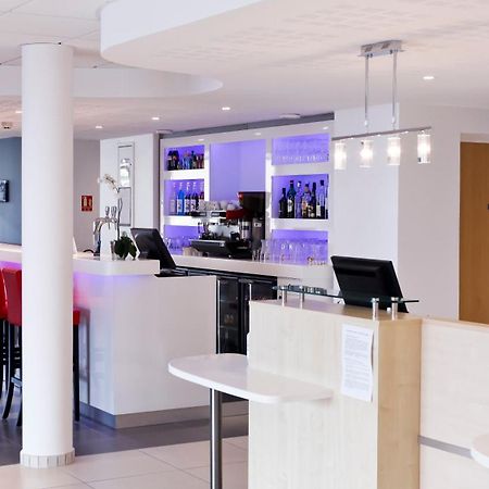 Hotel Ibis Lyon Est Chaponnay Restaurante foto
