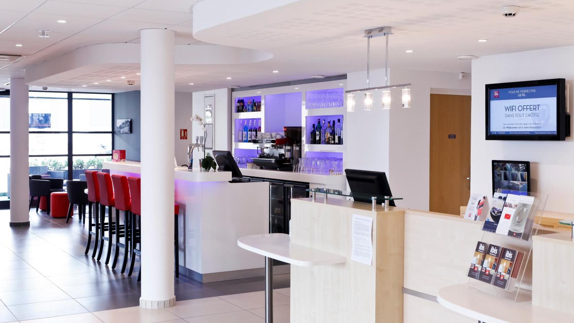 Hotel Ibis Lyon Est Chaponnay Restaurante foto